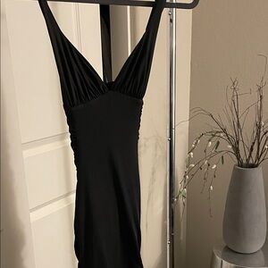 Elegant Black Sleeveless Dress
